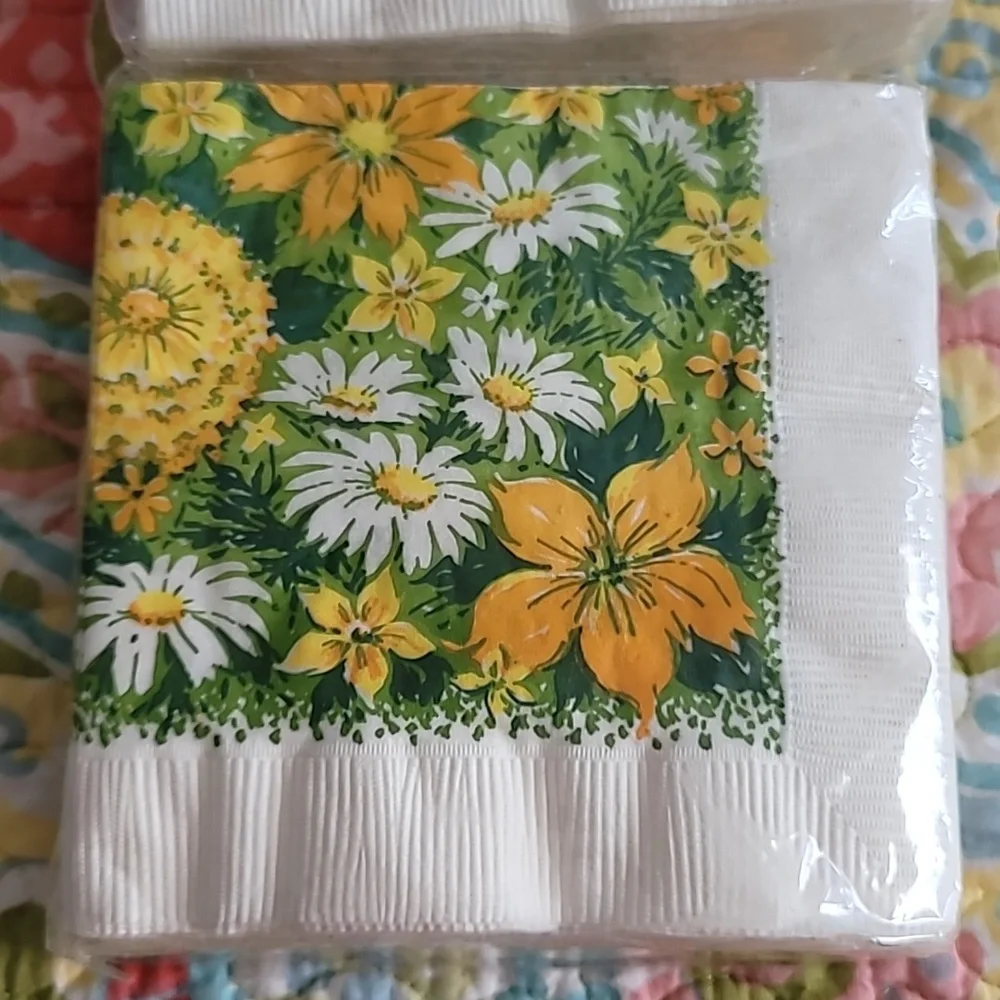 Vintage Colorful Birthday Party Napkins Set